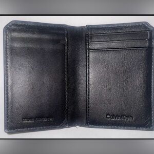Calvin Klein compact north - south bifold walker - genuine leather - black